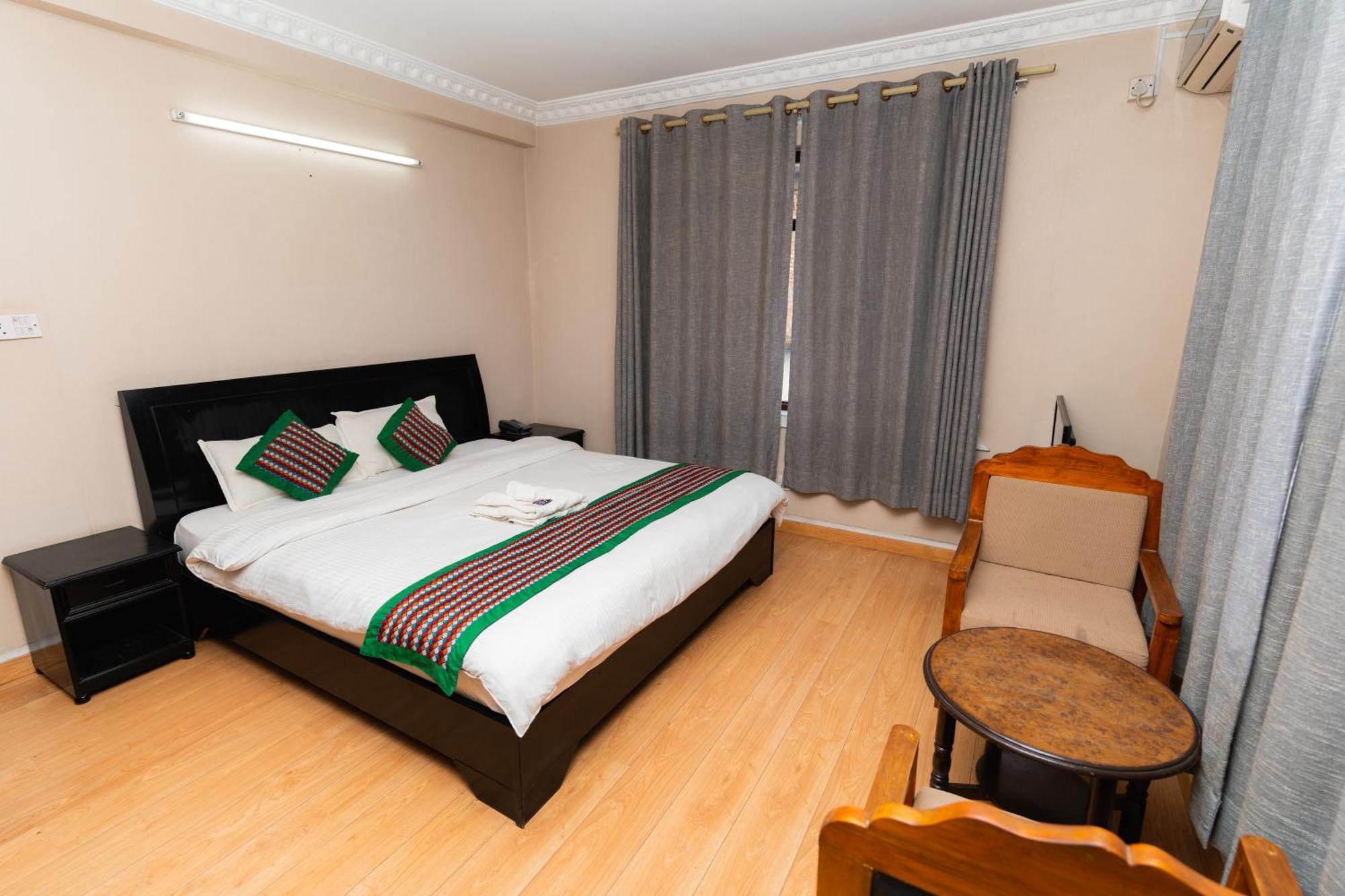 Cloud 9 Garden Hotel Kathmandu Exterior photo